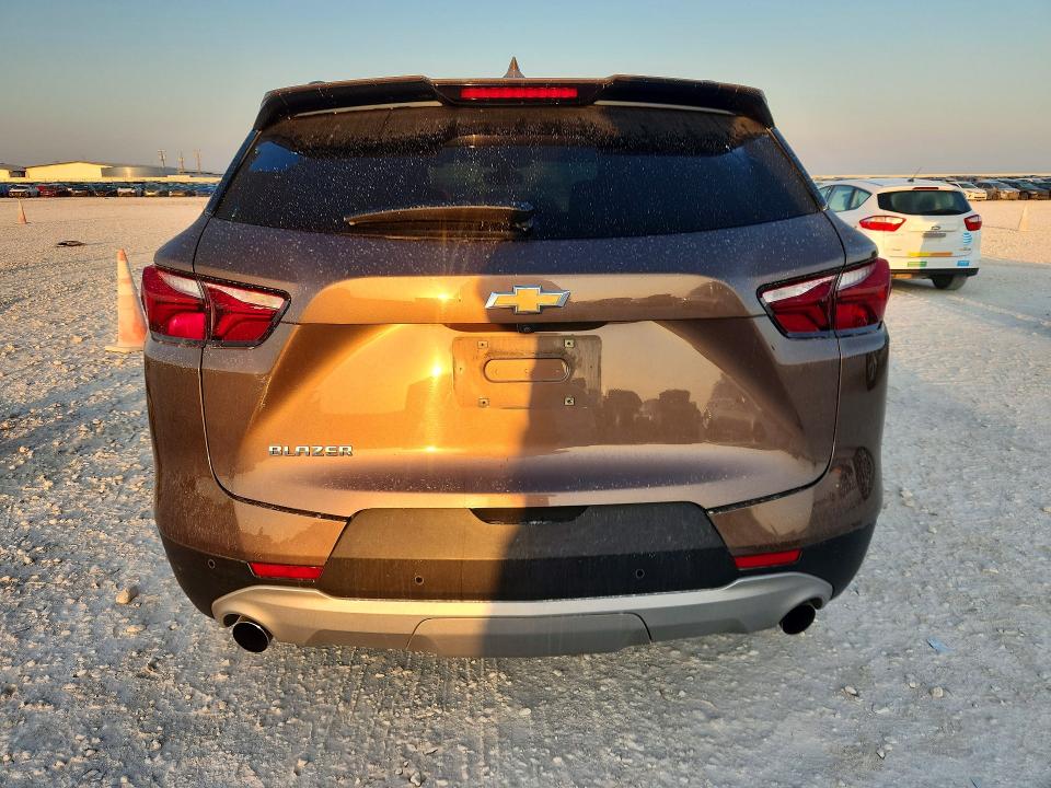 69710006 :رقم المزاد ، 3GNKBBRA7KS700305 vin ، 2019 Chevrolet Blazer مزاد بيع