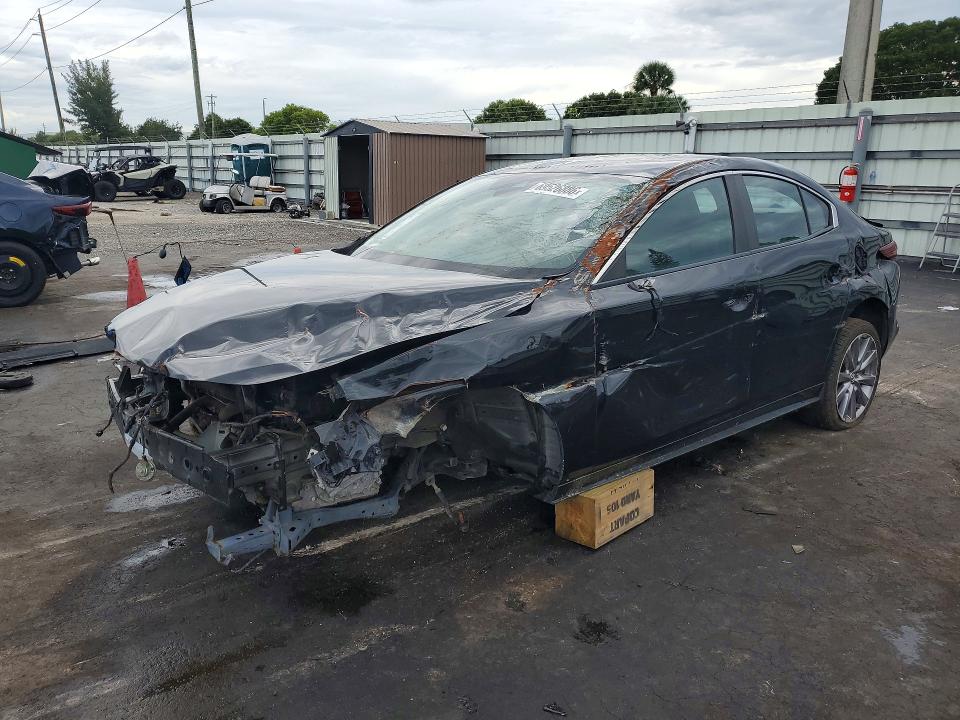 Продаж на аукціоні авто 2019 Mazda 3, vin: JM1BPACL7K1107320, номер лоту: 69526886