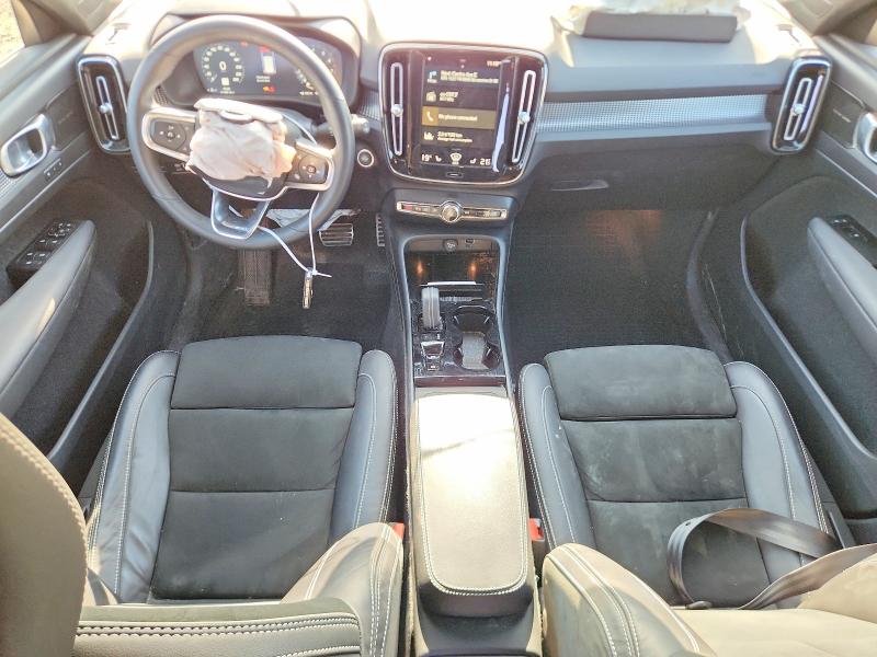 Продажа на аукционе авто 2022 Volvo Xc40, vin: YV4162UM0N2668997, номер лота: 69042926