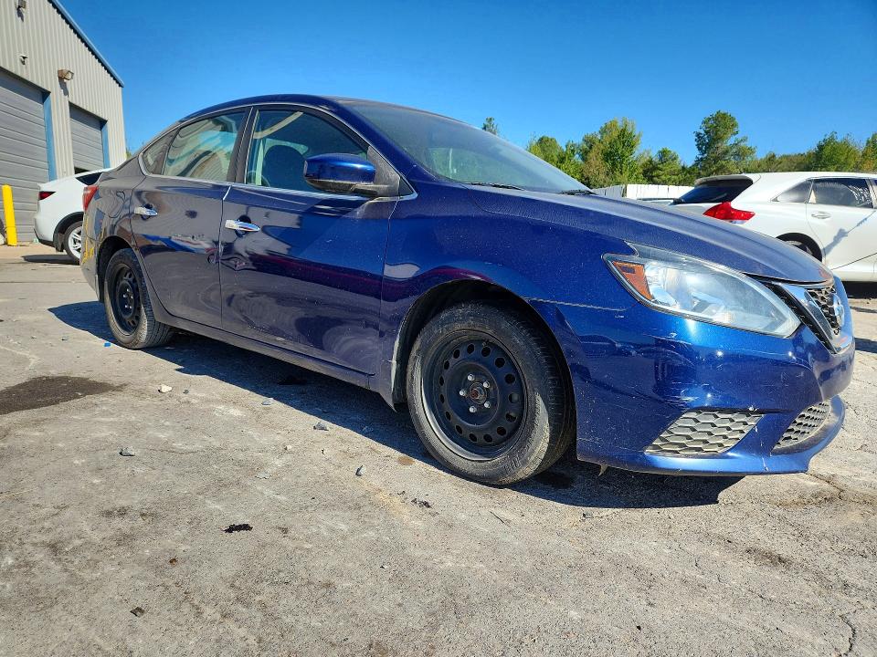 Aukcja sprzedaży 2017 Nissan Sentra, vin: 3N1AB7APXHY390239, numer aukcji: 70956026