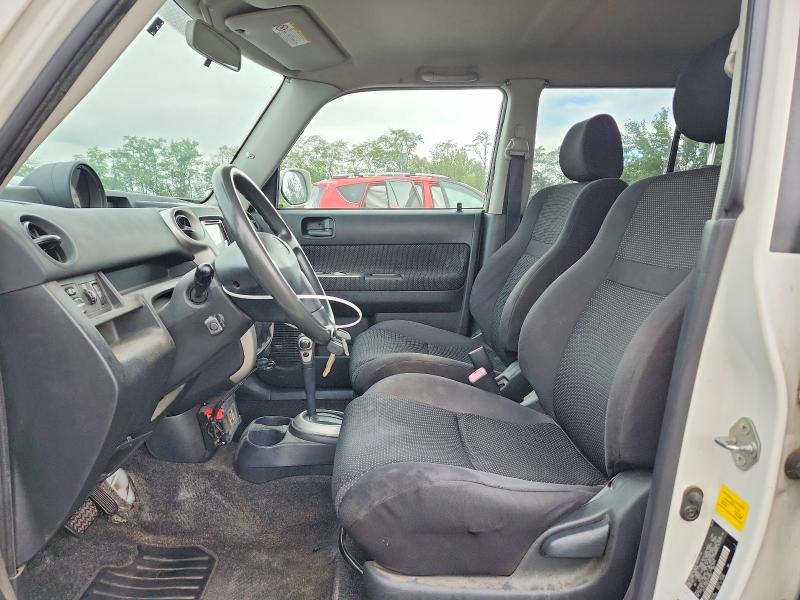 70451416 :رقم المزاد ، JTLKT324X50197952 vin ، 2005 Scion Xb مزاد بيع