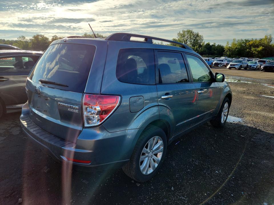 2013 Subaru Forester მანქანა იყიდება აუქციონზე, vin: JF2SHACC9DH403433, აუქციონის ნომერი: 69249196