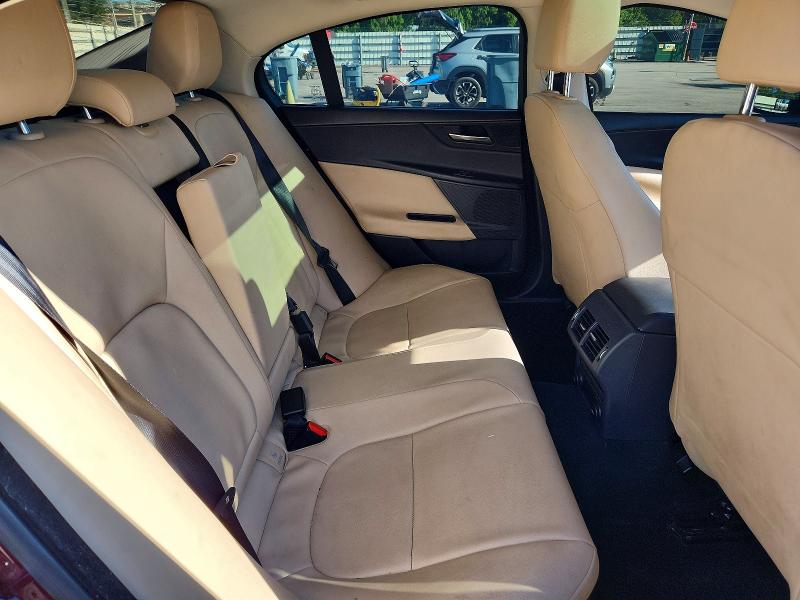 2017 Jaguar Xe მანქანა იყიდება აუქციონზე, vin: SAJAJ4BV1HCP10246, აუქციონის ნომერი: 68000346