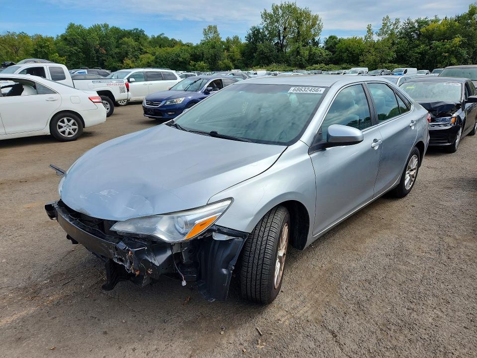 2017 Toyota Camry მანქანა იყიდება აუქციონზე, vin: 4T1BF1FK9HU705336, აუქციონის ნომერი: 68632456