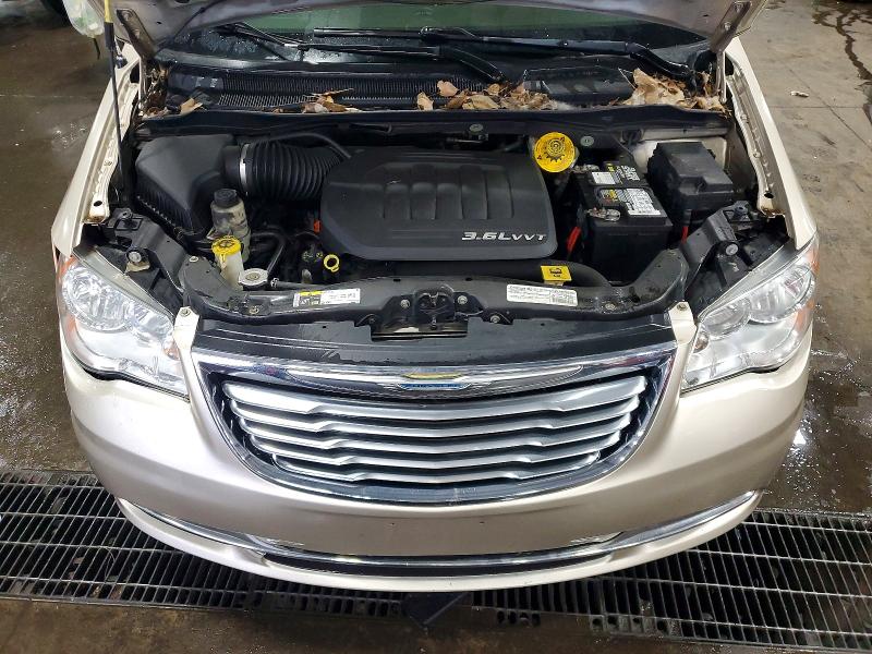 Продаж на аукціоні авто 2015 Chrysler Town & Country, vin: 2C4RC1BG3FR655430, номер лоту: 70344166