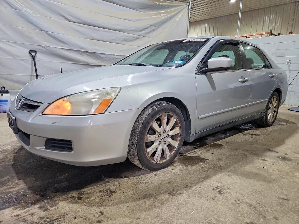 67473966 :رقم المزاد ، 1HGCM66487A073427 vin ، 2007 Honda Accord مزاد بيع