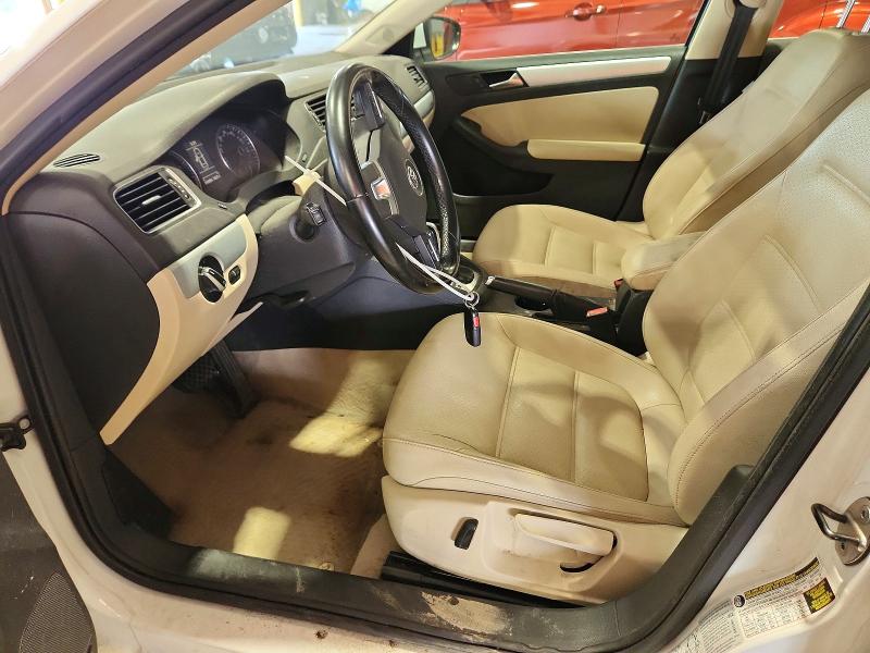 Продажа на аукционе авто 2013 Volkswagen Jetta, vin: 3VW637AJXDM284156, номер лота: 67405416
