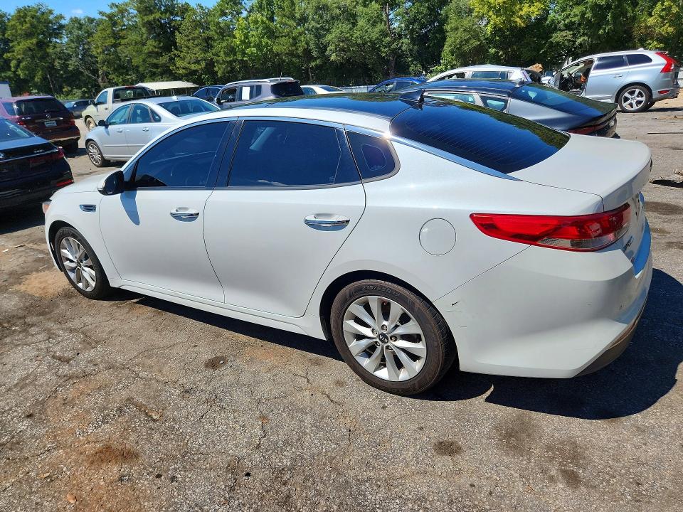 67805686 :رقم المزاد ، 5XXGU4L35GG086687         vin ، 2016 Kia Optima مزاد بيع