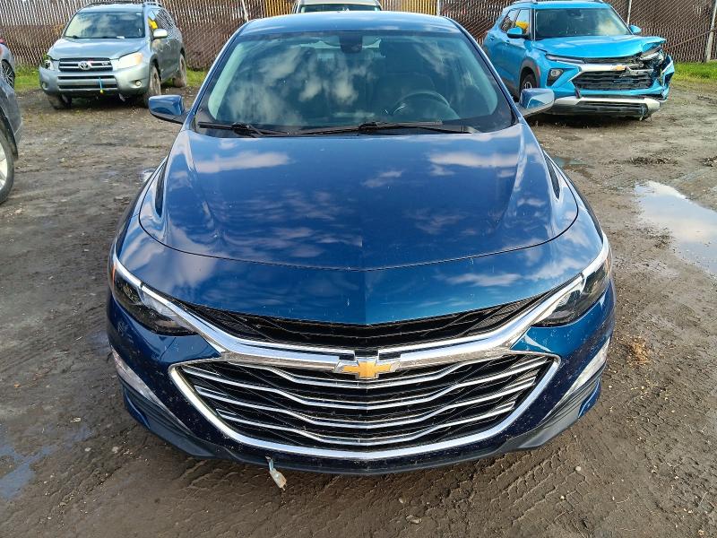 67708716 :رقم المزاد ، 1G1ZD5ST8KF214873 vin ، 2019 Chevrolet Malibu مزاد بيع