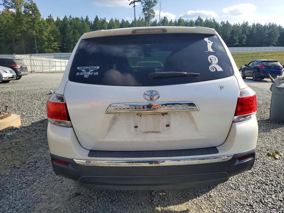 2013 Toyota Highlander მანქანა იყიდება აუქციონზე, vin: 5TDZK3EH6DS102245, აუქციონის ნომერი: 69236836