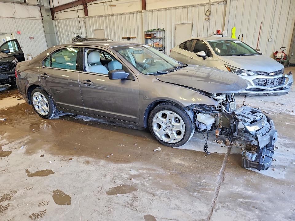 2010 Ford Fusion მანქანა იყიდება აუქციონზე, vin: 3FAHP0HA3AR326488, აუქციონის ნომერი: 70729096