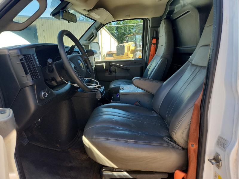 69492986 :رقم المزاد ، 1GCWGAFP7L1258949 vin ، 2020 Chevrolet Express G2500 مزاد بيع