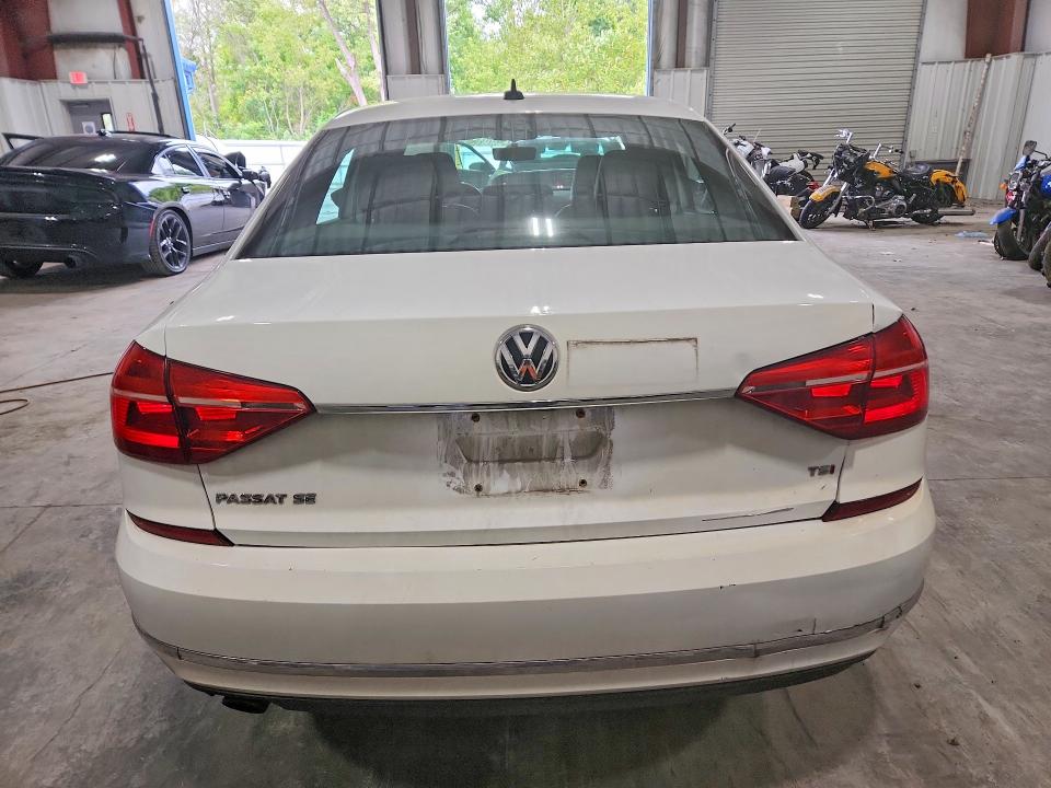 2016 Volkswagen Passat მანქანა იყიდება აუქციონზე, vin: 1VWBT7A39GC019850, აუქციონის ნომერი: 68404256