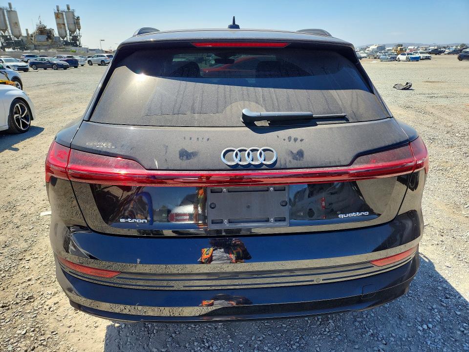 Auction sale of the 2021 Audi E-tron, vin: WA1AAAGE8MB022373, lot number: 67886506