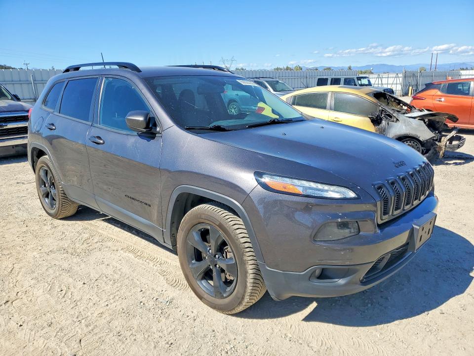Продажа на аукционе авто 2018 Jeep Cherokee, vin: 1C4PJMCB4JD586387, номер лота: 69828356