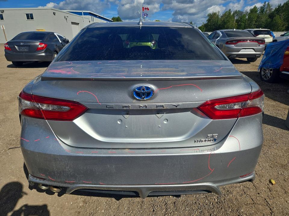 Продажа на аукционе авто 2018 Toyota Camry, vin: 4T1B21HK6JU008835, номер лота: 68229306