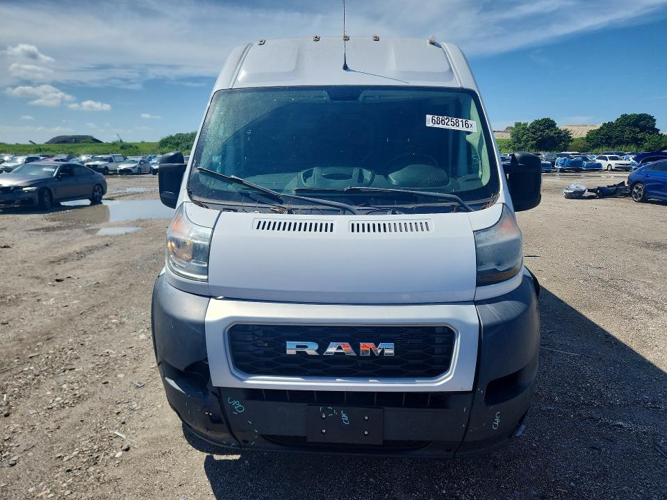 68625816 :رقم المزاد ، 3C6LRVDG1ME512636         vin ، 2021 Ram Promaster 2500 مزاد بيع