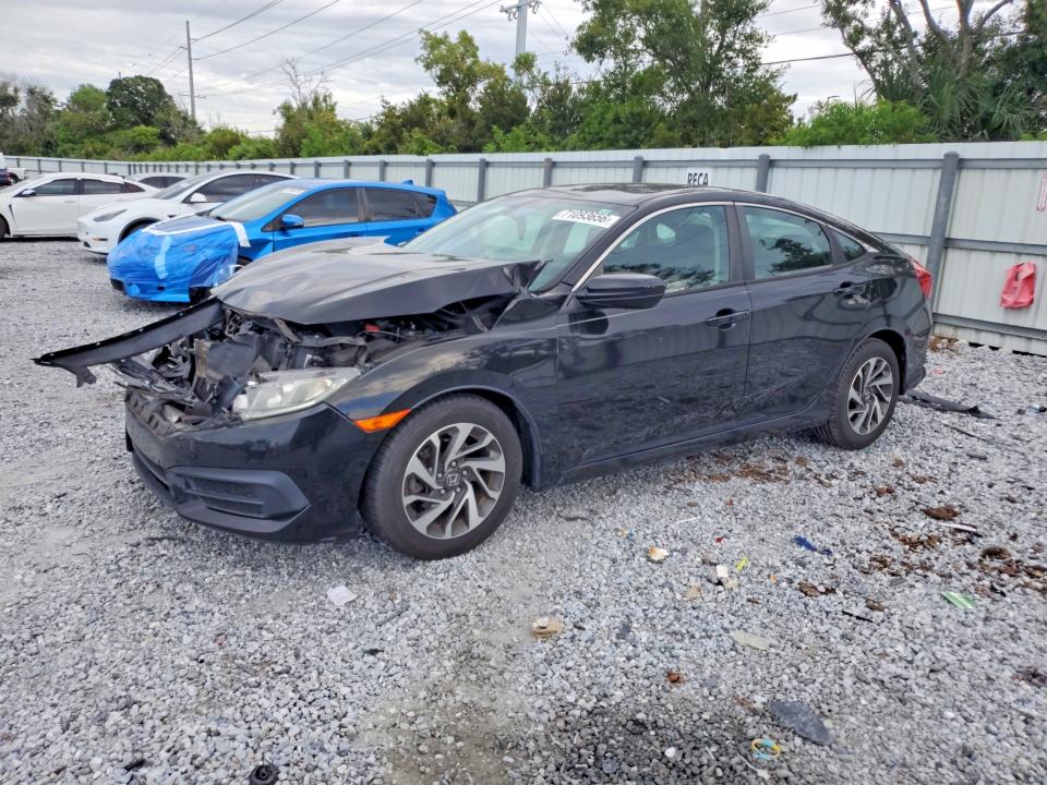 Auction sale of the 2016 Honda Civic, vin: 19XFC2F74GE076663, lot number: 71093656