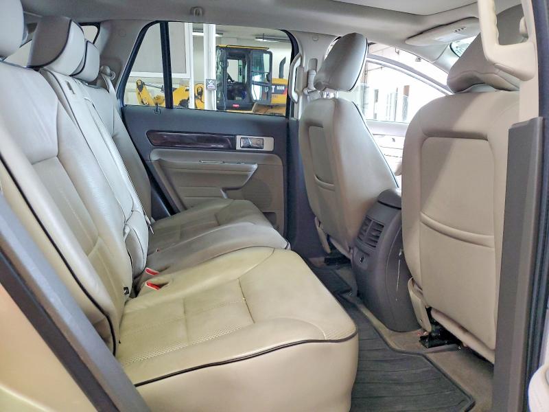 70324986 :رقم المزاد ، 2LMDJ8JC2ABJ33543 vin ، 2010 Lincoln Mkx مزاد بيع