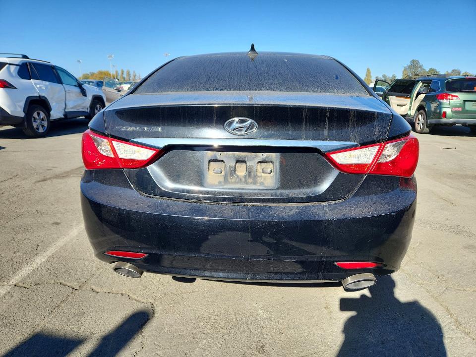 69170466 :رقم المزاد ، 5NPEC4AC4BH293985 vin ، 2011 Hyundai Sonata مزاد بيع