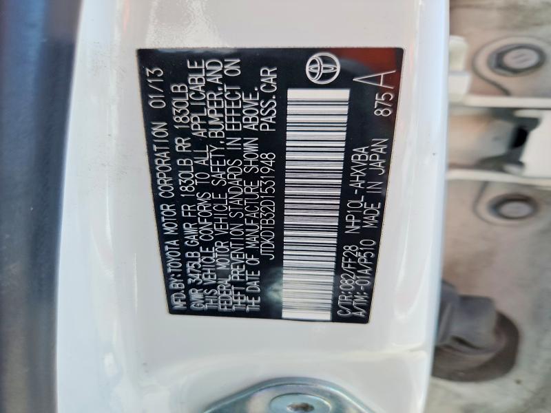 Продажа на аукционе авто 2013 Toyota Prius C, vin: JTDKDTB32D1531948, номер лота: 69752356