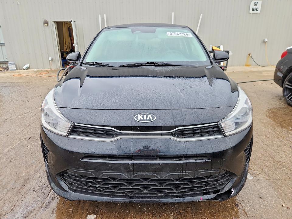 2021 Kia Rio მანქანა იყიდება აუქციონზე, vin: 3KPA24AD1ME375870, აუქციონის ნომერი: 67939326