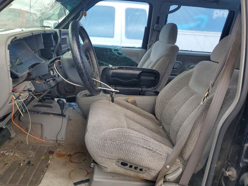 65305536 :رقم المزاد ، 1GTHK33J1YF453961 vin ، 2000 Gmc Sierra مزاد بيع