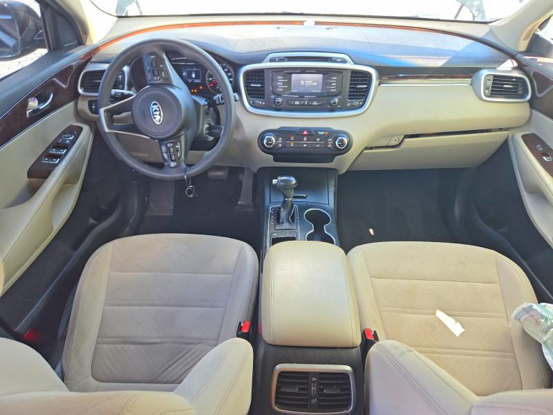 2016 Kia Sorento მანქანა იყიდება აუქციონზე, vin: 5XYPG4A38GG180570, აუქციონის ნომერი: 70236376