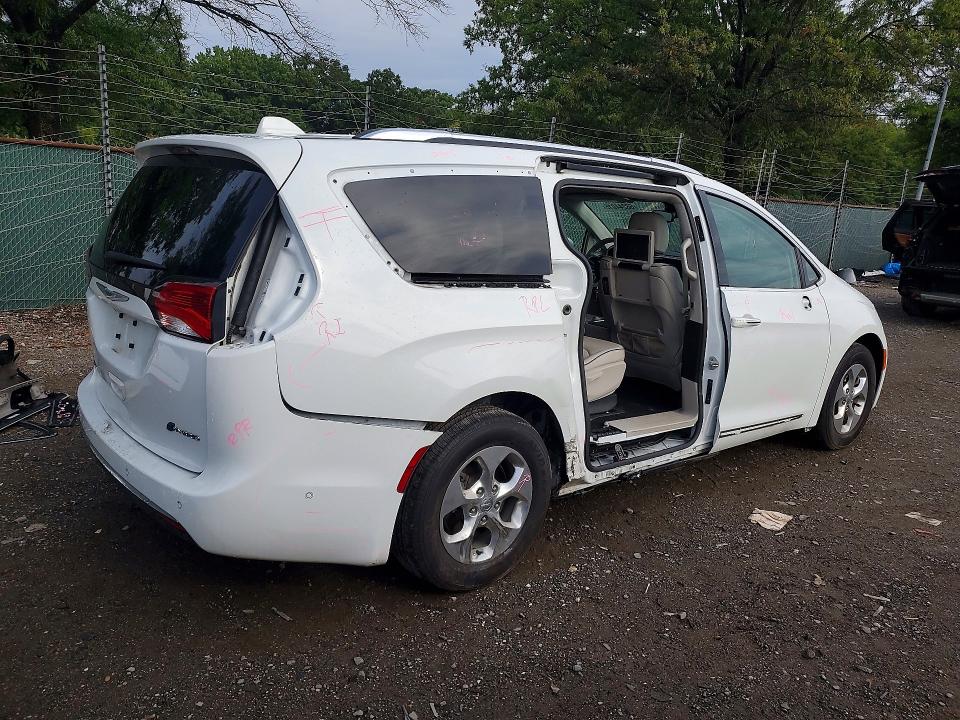 Aukcja sprzedaży 2018 Chrysler Pacifica, vin: 2C4RC1N7XJR229819, numer aukcji: 68244016