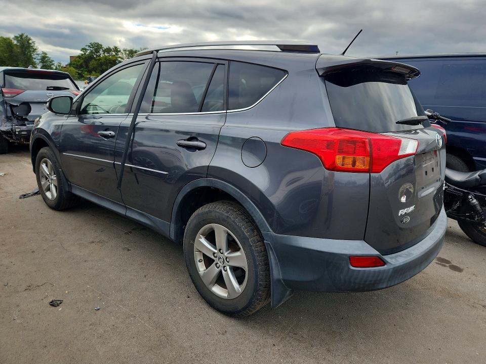 Продажа на аукционе авто 2015 Toyota Rav4, vin: JTMRFREV5FD102099, номер лота: 70676376