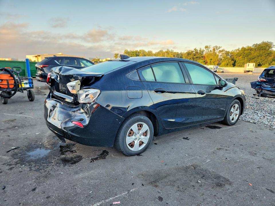 Продаж на аукціоні авто 2017 Chevrolet Cruze, vin: 1G1BC5SMXH7133244, номер лоту: 70359186