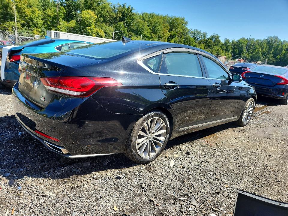 2015 Hyundai Genesis მანქანა იყიდება აუქციონზე, vin: KMHGN4JE9FU024389, აუქციონის ნომერი: 68820286
