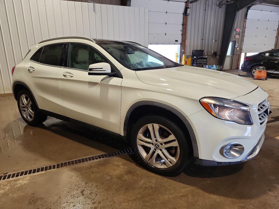2018 Mercedes-benz Gla მანქანა იყიდება აუქციონზე, vin: WDCTG4GB4JJ463630, აუქციონის ნომერი: 67186986