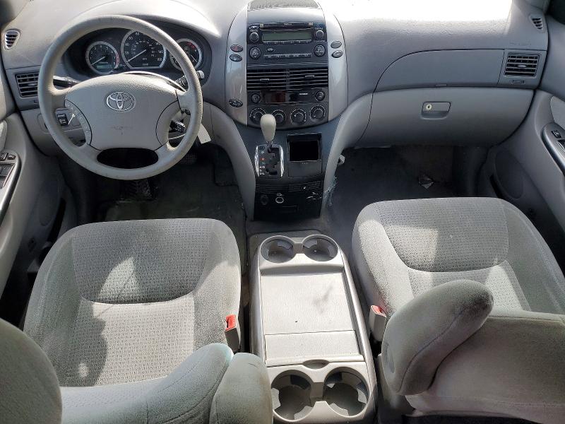 69802896 :رقم المزاد ، 5TDZK4CC4AS305580 vin ، 2010 Toyota Sienna مزاد بيع