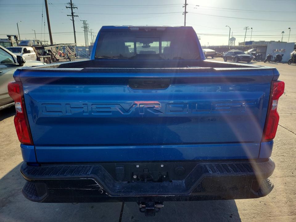 Auction sale of the 2022 Chevrolet Silverado, vin: 3GCUDHEL5NG658004, lot number: 70301516