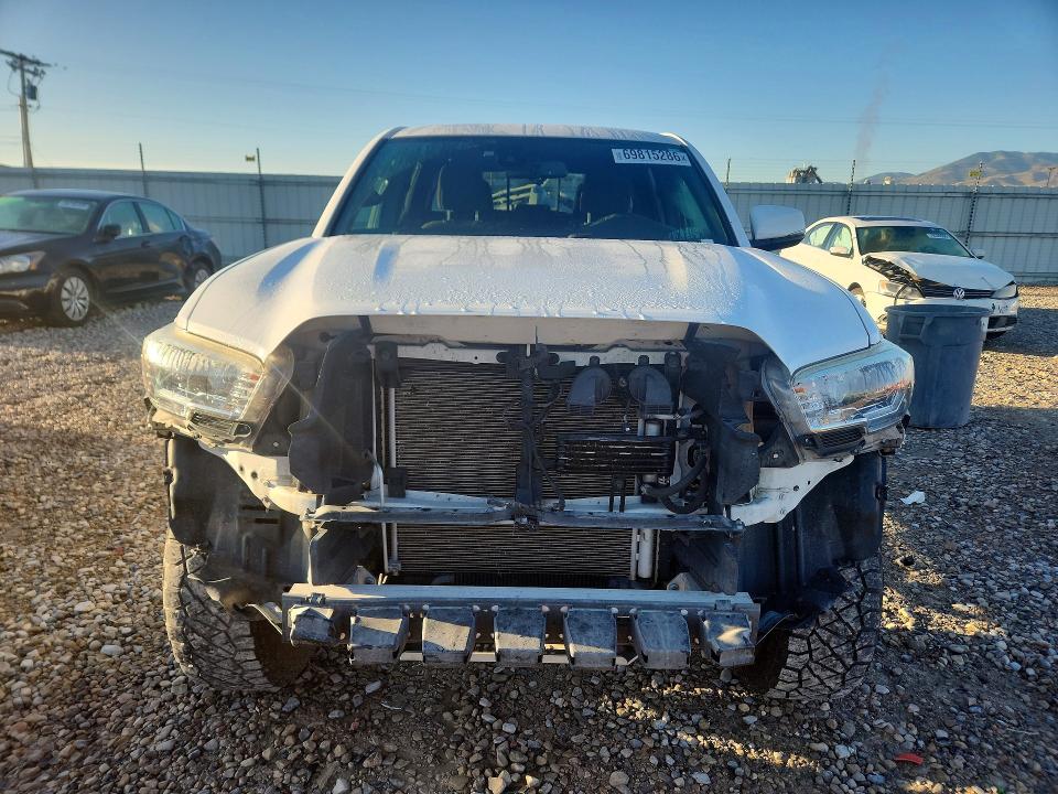 Продажа на аукционе авто 2018 Toyota Tacoma, vin: 5TFCZ5AN0JX136230, номер лота: 69815286