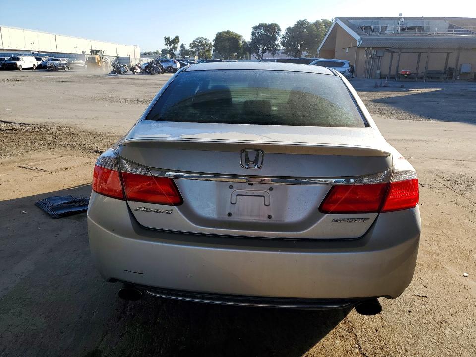 Продаж на аукціоні авто 2014 Honda Accord, vin: 1HGCR2F55EA134782, номер лоту: 70232596