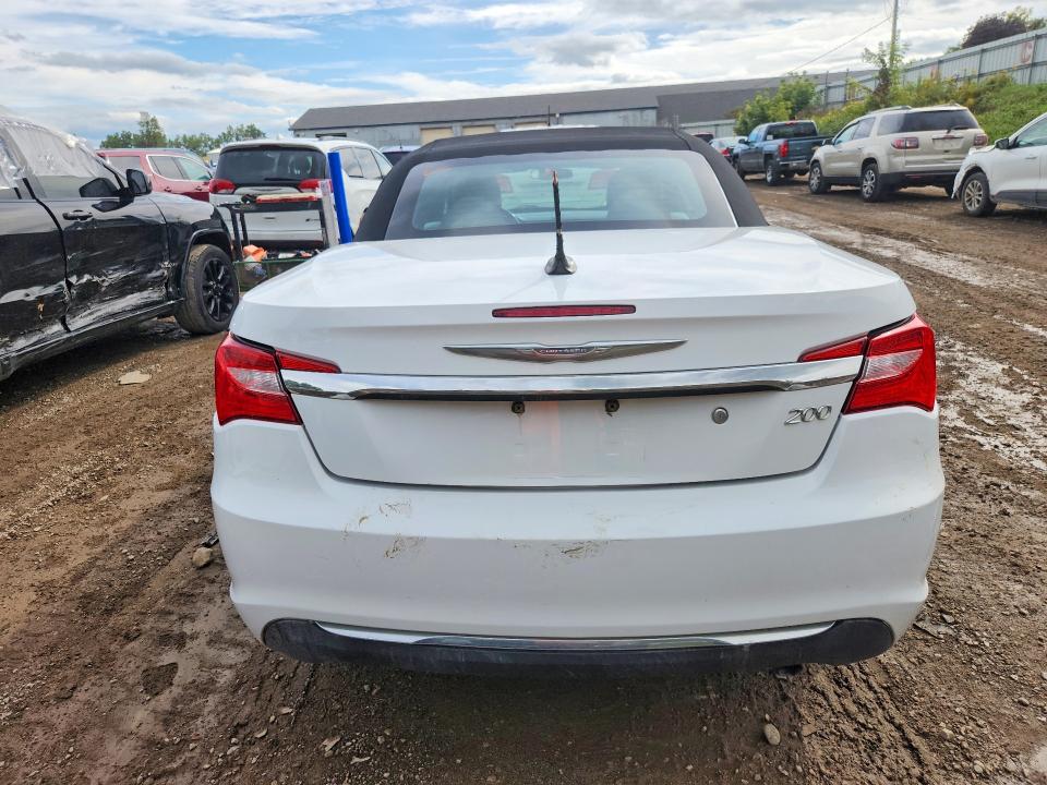 69430336 :رقم المزاد ، 1C3BCBEB1CN121931 vin ، 2012 Chrysler 200 مزاد بيع