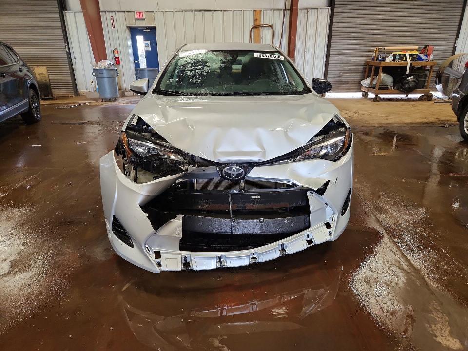 Продажа на аукционе авто 2018 Toyota Corolla, vin: 2T1BURHE3JC123686, номер лота: 68378606