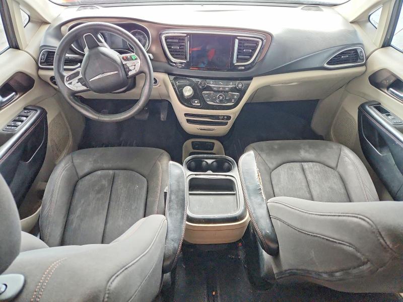 70300436 :رقم المزاد ، 2C4RC1FG7KR628655 vin ، 2019 Chrysler Pacifica مزاد بيع