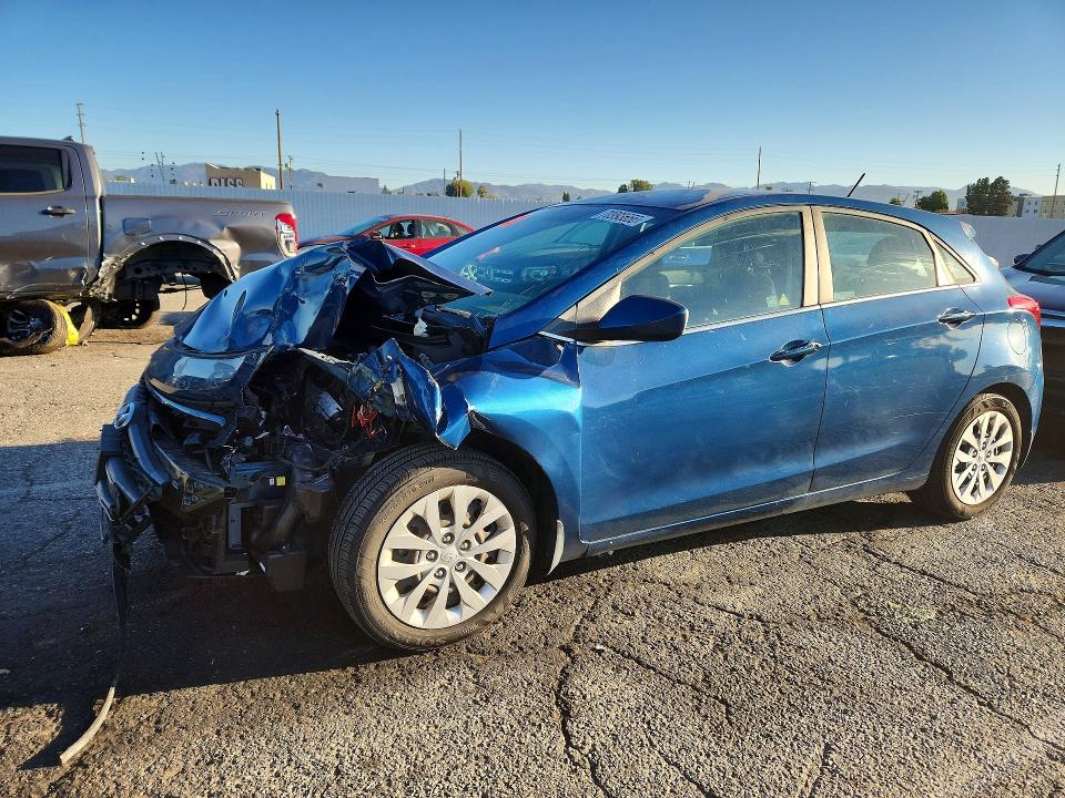 Auction sale of the 2016 Hyundai Elantra Gt, vin: KMHD35LH3GU266618, lot number: 70993656