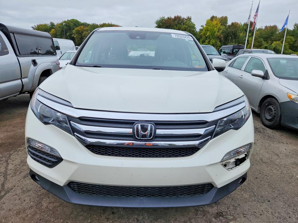 Продаж на аукціоні авто 2017 Honda Pilot, vin: 5FNYF6H61HB052862, номер лоту: 70520426
