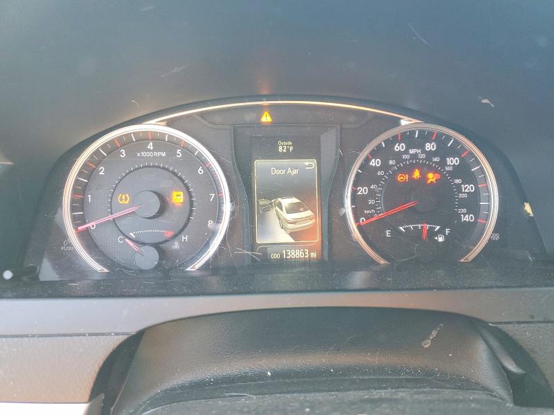 70858256 :رقم المزاد ، 4T1BF1FK7HU353941 vin ، 2017 Toyota Camry مزاد بيع