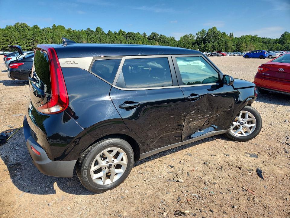 68273216 :رقم المزاد ، KNDJ23AU0N7181973 vin ، 2022 Kia Soul مزاد بيع