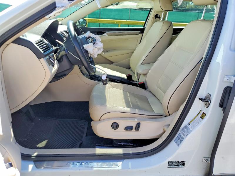 67841156 :رقم المزاد ، 1VWBT7A33GC045568 vin ، 2016 Volkswagen Passat مزاد بيع