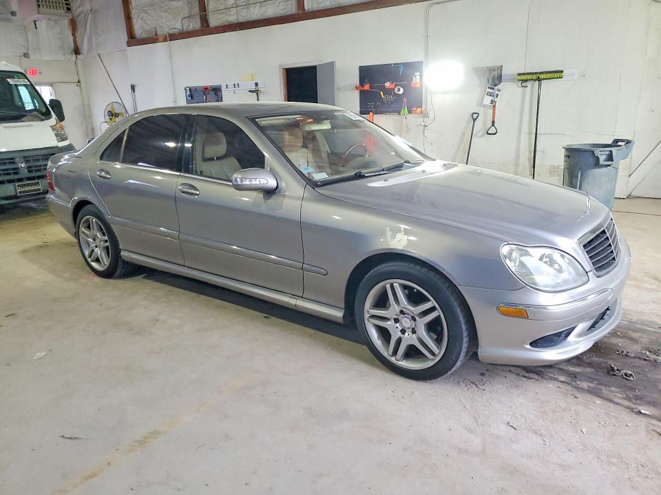 2006 Mercedes-benz S მანქანა იყიდება აუქციონზე, vin: WDBNG75JX6A471151, აუქციონის ნომერი: 70181696