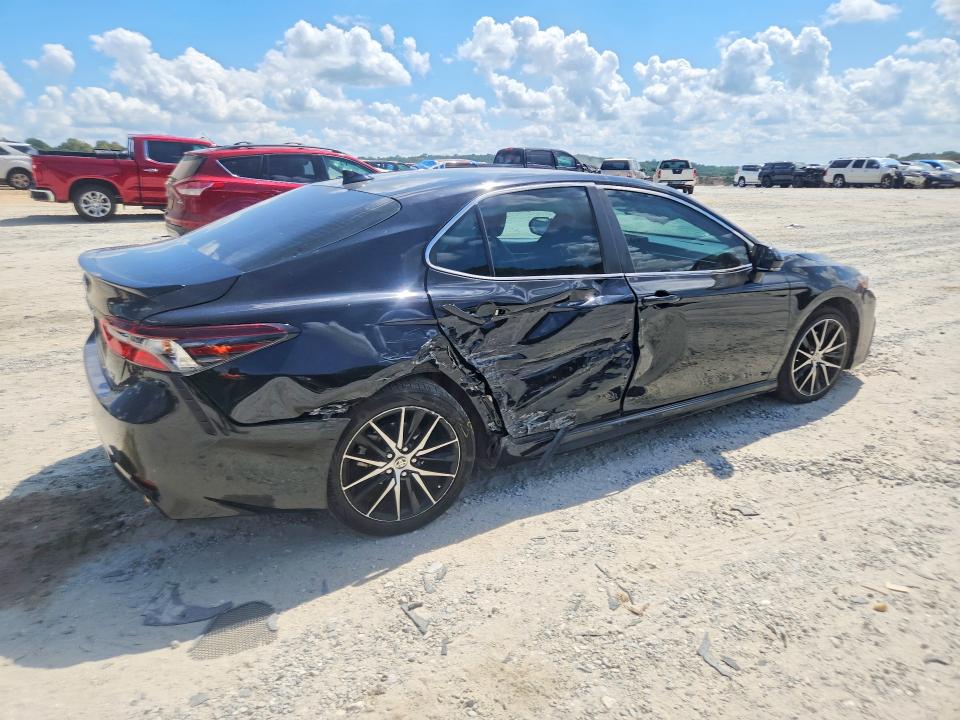 Продажа на аукционе авто 2024 Toyota Camry, vin: 4T1G11AK5RU872838, номер лота: 68425766