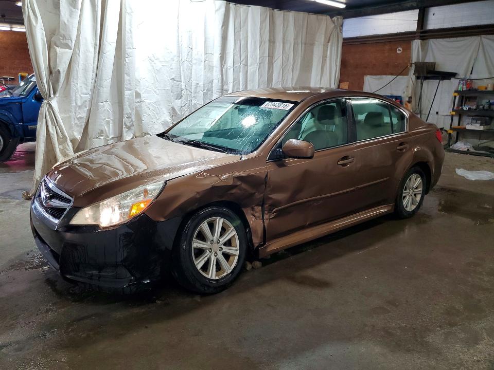 67843816 :رقم المزاد ، 4S3BMBC6XB3255300 vin ، 2011 Subaru Legacy مزاد بيع