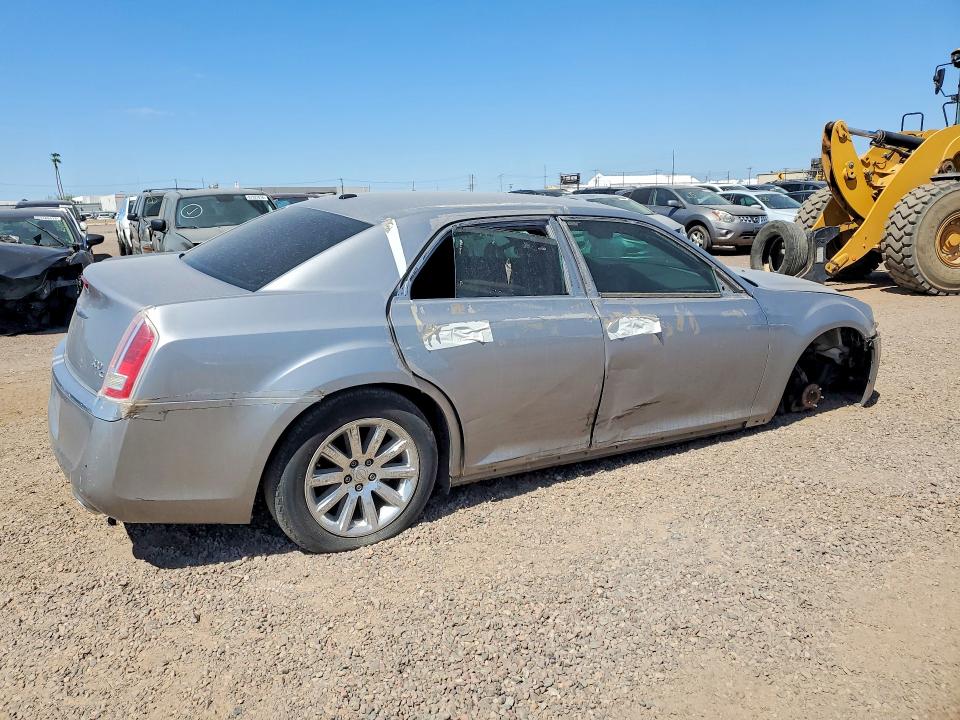 2013 Chrysler 300c მანქანა იყიდება აუქციონზე, vin: 2C3CCAEG8DH620231, აუქციონის ნომერი: 68878646