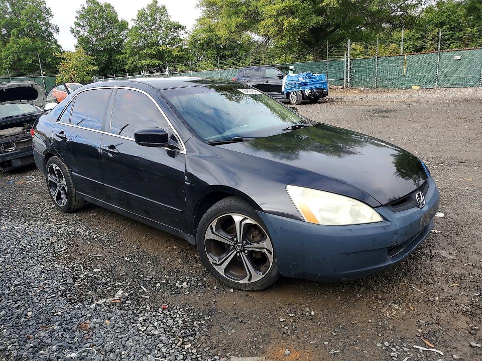 70450766 :رقم المزاد ، 1HGCM56334A015402 vin ، 2004 Honda Accord مزاد بيع
